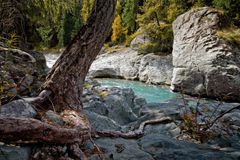 stream-g633926ece_1920