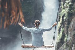artem-beliaikin-6SPU6-KkyhA-unsplash-uZQoHiIC
