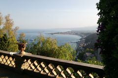 taormina-2790243_960_720-UubrXQGy