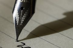 post3_featured_fountain_pen-p4uYMmLE