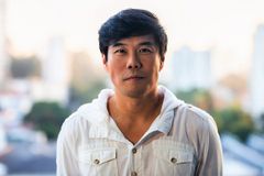 Instituto LIVRES, de Juliano Son, celebra conquistas com novos parceiros