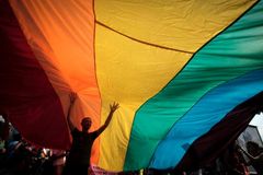 Lei contra “terapia de conversão” LGBT no Canadá criminalizará cristianismo