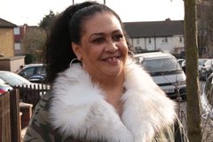 Mulher suicida encontra Jesus através de programa de TV: “Caí no chão louvando a Deus”