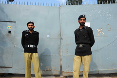 Cristão é condenado à prisão perpétua por ‘blasfemar’ Maomé no Paquistão