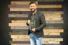 Pastor Lincoln Marcos lança Bíblia de Estudos Teológicos