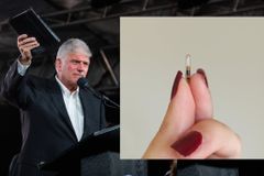 Franklin Graham diz que microchip da vacina não é a marca da besta: “Mas nos faz pensar”