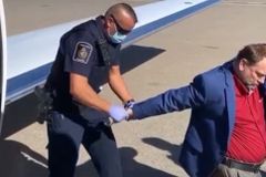 Pastor é preso novamente no Canadá por infringir leis ao realizar cultos