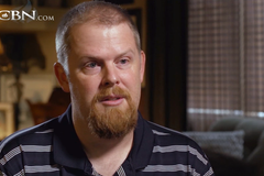 Dono de clube de strip aceita Jesus e vende boate para a igreja