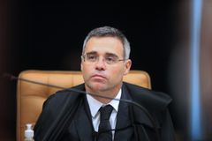 Mendonça assume no STF ação sobre ensino de ideologia gênero em escolas