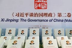 Amazon exclui avaliações de livro de Xi Jinping, obedecendo China