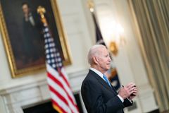 Biden diz a Putin que ataque à Ucrânia teria resposta severa