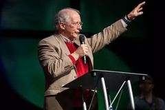 “Todos nós precisamos desesperadamente do Espírito Santo para nos guiar”, diz John Piper