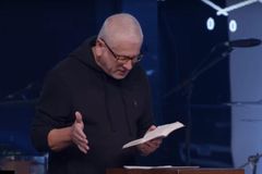 Pastor fala sobre aspectos do fim dos tempos: “A frieza dos corações é o maior sinal”