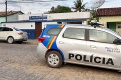 Cárcere privado: pastor é acusado de manter esposa e filhas trancadas