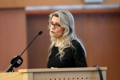 Parlamentar finlandesa é investigada por citar a Bíblia em crítica à parada LGBT
