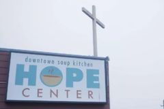 Juiz decide que abrigo para mulheres não são obrigados a receberem trans