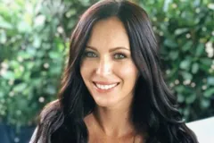 Ex-atriz pornô incentiva cristãos a receberem o perdão de Deus após pecarem: ‘Ele nos ama’