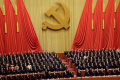 Igrejas filiadas ao governo da China levam membros a obedecer o Partido Comunista