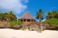 Missionário planta igrejas secretas em ilha muçulmana na Tanzânia há mais de 20 anos