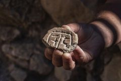 Arqueólogos descobrem indícios da destruição de Jerusalém no tempo de Esdras e Neemias