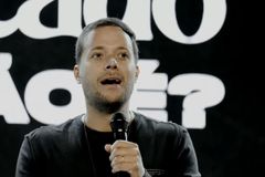 MP apresenta queixa-crime contra André Valadão por homofobia