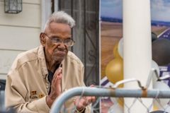 Veterano da 2ª Guerra faz 112 anos e aconselha: 'Sirva a Deus e seja bom com as pessoas'