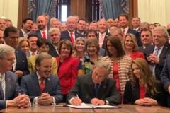 Texas proíbe aborto a partir da 6ª semana de gravidez