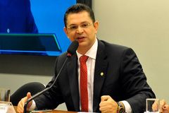 "A justiça de Deus não deixará impune", diz deputado sobre manobras políticas