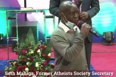 Quênia: ateu se converte, renuncia a cargo em entidade e revolta ativistas