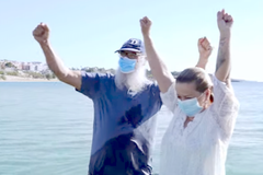 "Jesus me salvou no dia em que tiraria minha vida", diz mulher após evangelismo online