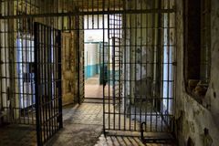 Cristãos são condenados à prisão no Irã por ‘fazerem propaganda contra o regime islâmico’