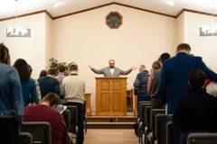 Pastor presbiteriano acusado de encobrir abuso sexual é destituído