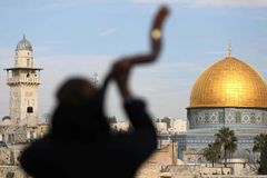 Palestinos ameaçam “guerra religiosa” se judeus “invadirem” Monte do Templo