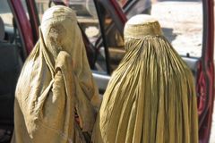 Afegãos continuam a sofrer à medida que o ISIS-K se espalha