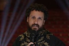 Leonardo Gonçalves celebra "aumento de pretos" em evento gospel