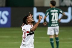 Jogador que garantiu título para o São Paulo foi descoberto por pastora