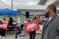 Igrejas doam gasolina em meio ao aumento do combustível nos EUA