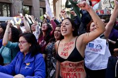 Chile quer legalizar o aborto "sem qualquer limitação", diz ativista pró-vida