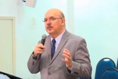 Justiça condena pastor Milton Ribeiro por ‘homofobia'