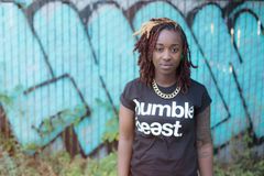 Rapper ex-lésbica conta como superou sua atração por mulheres: "As pessoas podem mudar"