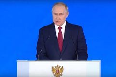 Republicanos cobram grupos ambientalistas sobre conluio com a Rússia