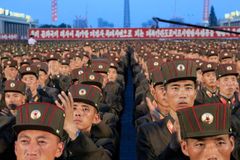 Coreia do Norte testa míssil de longo alcance, aumentando tensão