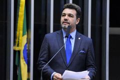 Evangélicos elogiam deputado Marco Feliciano: "Esse me representa"