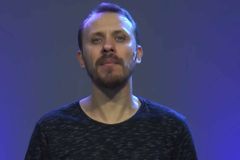 Pastor pode ser condenado por comparar marca da besta com LGBT