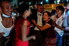 Em Mianmar, pastores presos por organizar oração pela paz são libertados