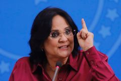 Em reunião ministerial, Damares critica o aborto: "Este é um governo pró-vida" | Notícias Gospel