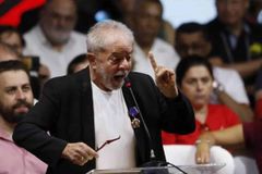Lula declara: "Eu às vezes fico imaginando que Deus é petista"