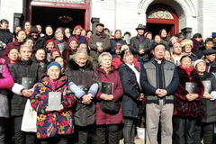 Homem deixa £ 100.000 em seu testamento para formar pastores na China