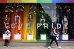 Como as marcas impulsionam a agenda gay e afetam cristãos por ‘opiniões políticas erradas’