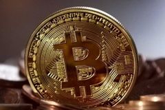Bispo Macedo é criticado por associar Bitcoin à marca da besta